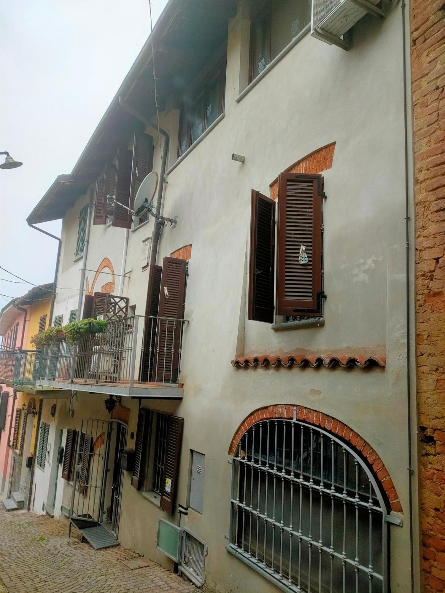 Al Vicolo Uno Montemagno (Piedmont) Exterior foto
